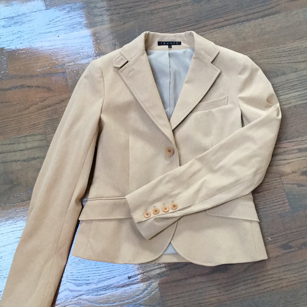 Brand new Theory beige/Khaki jacket